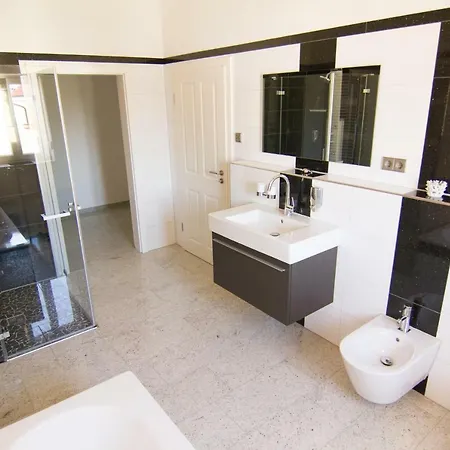 Hotel Rust-fewo-hotel 3*