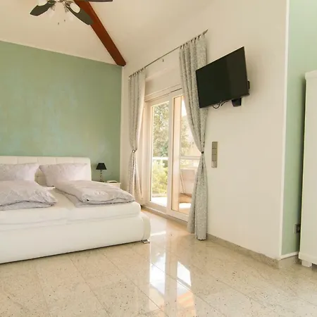 Rust-fewo-hotel 3*