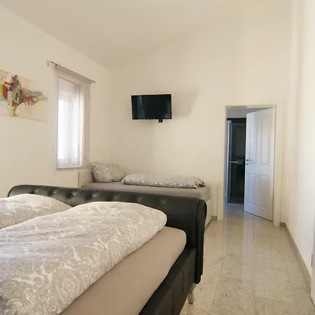 Szálloda Rust-fewo-hotel 3*